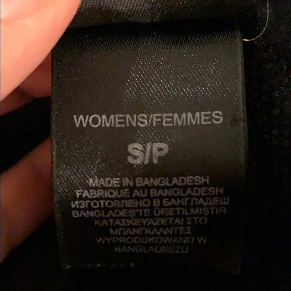 Northface Windbreaker - image 3